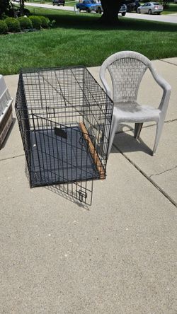 Dog crate