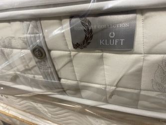 Mattress kluft pillow top king size brand new