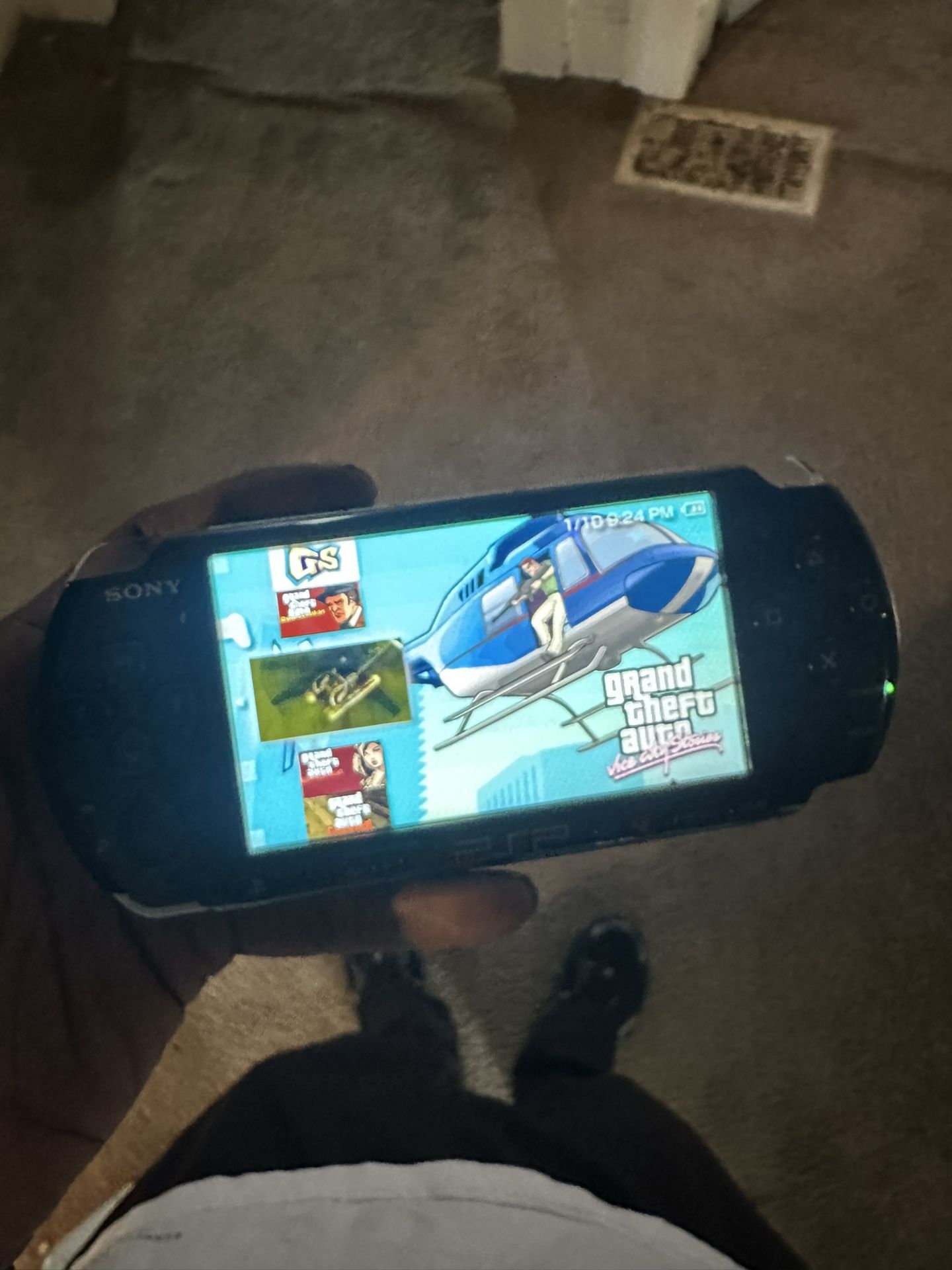 PSP 3000 piano black