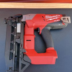 Milwaukee M18 FUEL 16GA Finish Nailer 2741-20
