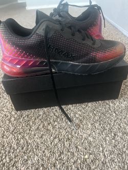 PHOENIX SE NIKE AIRMAXES