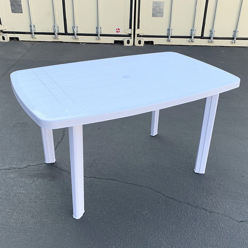 $19 (New in box) Plastic Table Outdoor Furniture with Hole for Patio Umbrella 54x33x28”