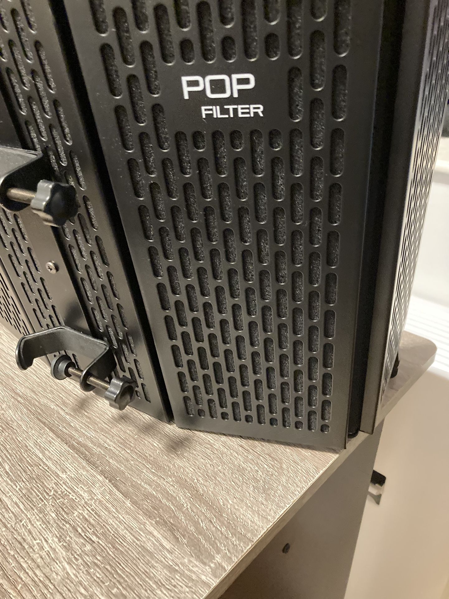 pop filter isolation