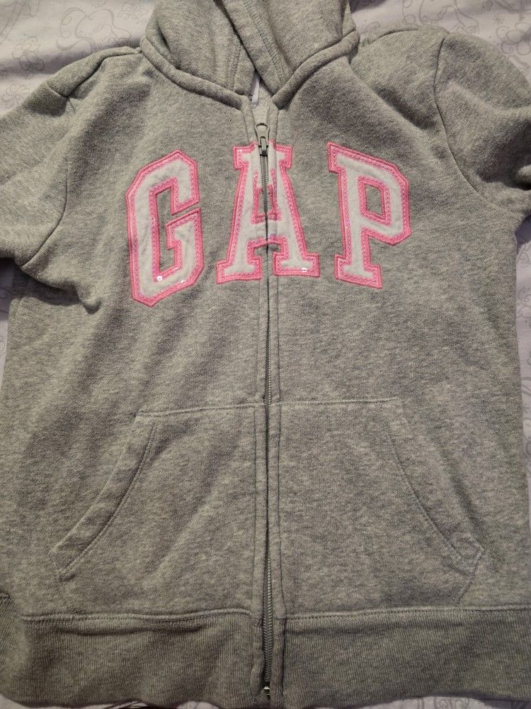 Gap Sweater