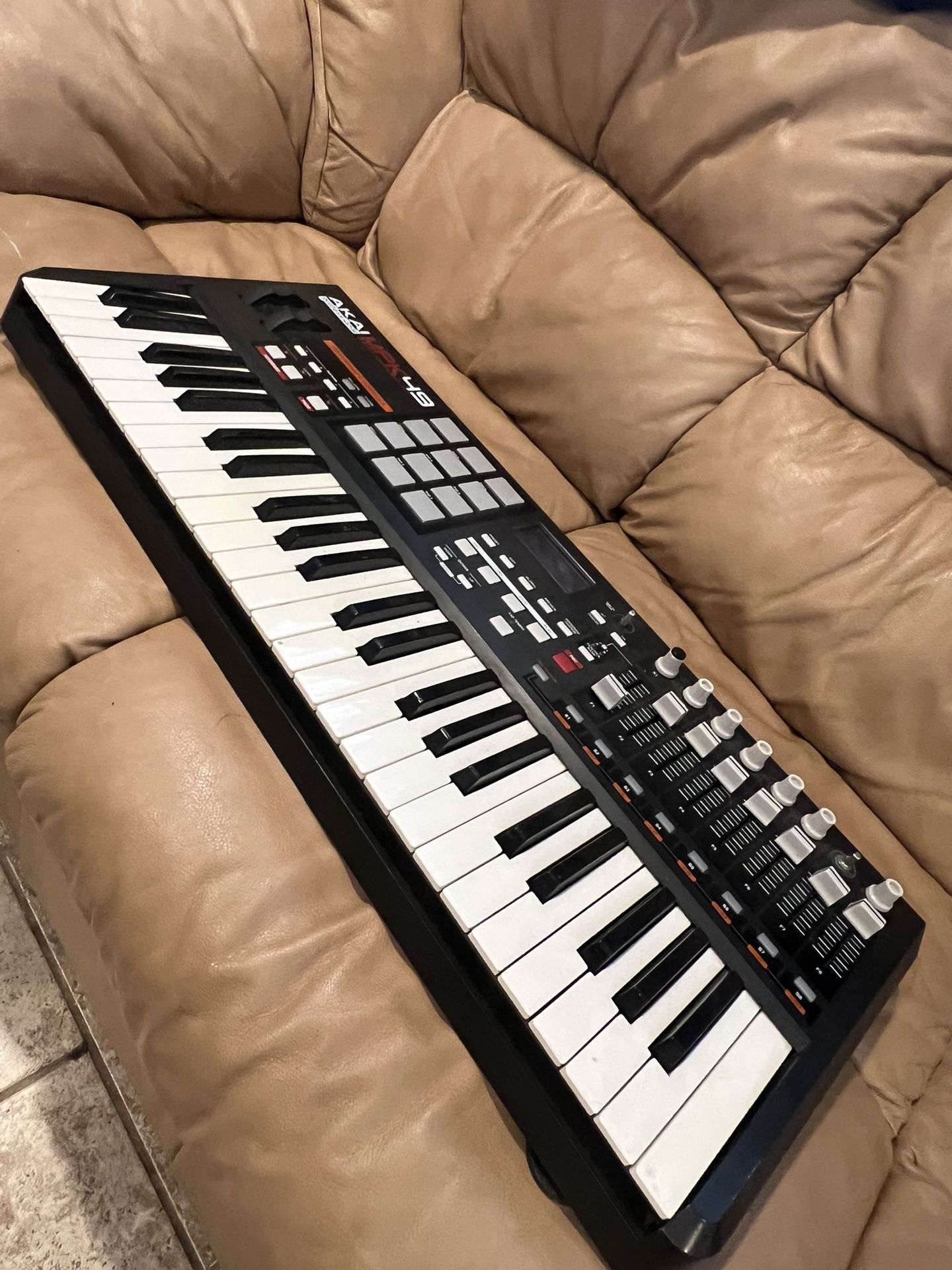 Akai MPK49 MIDI Keyboard Controller