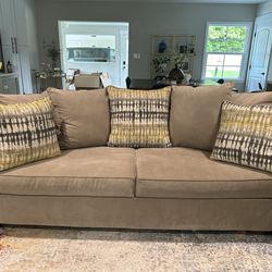 COUCH & LOVESEAT FOR SALE - $300
