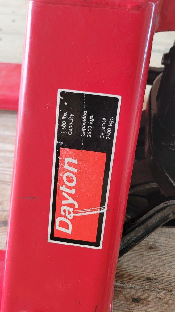 Dayton 4YX97 Pallet Jack needs REPAIR for Sale in Charlotte, NC OfferUp