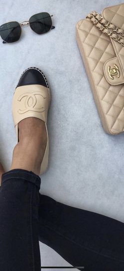 New espadrilles double decker gummy sole logo cc Chanel size Italy 38 for  Sale in Brooklyn, NY - OfferUp