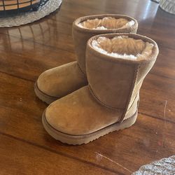 Toddler Uggs