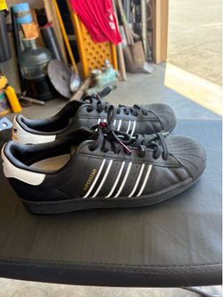 Black Adidas SuperStar Size US 11