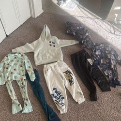 Kid Boy Sweatpants Sweater Pajamas And Robe Size 7 everything for 30.00