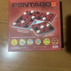 Pentago Board Game