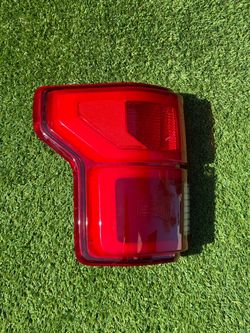 New 2018-2020 F-150 Tail Light With Blind Spot Sensor