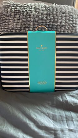 Kate spade ♠️ printed sleeve