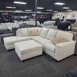 Cream Fabric Sectional Sofa 🚚WE DELIVER🚚