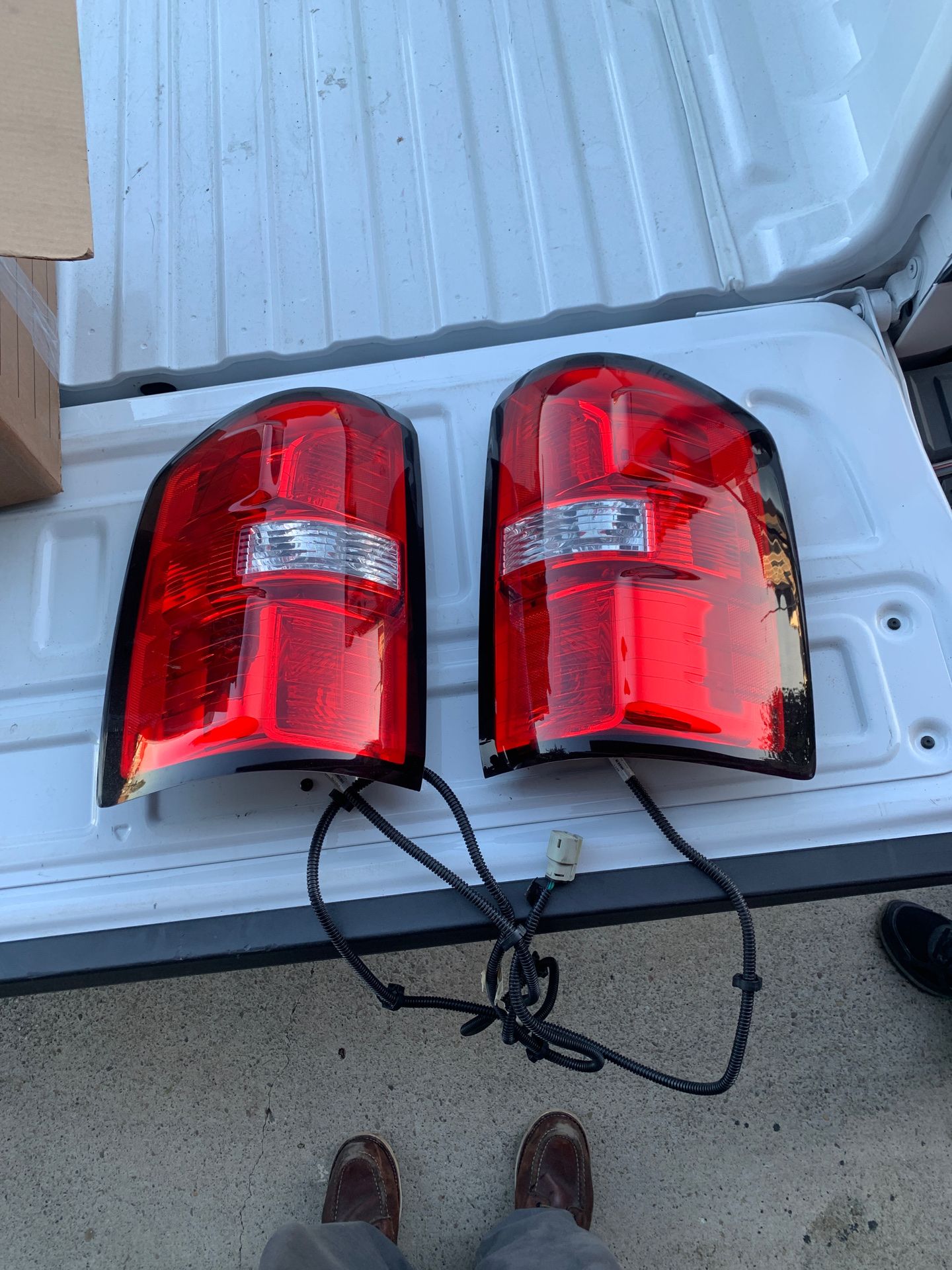 2014-2018 GMC Sierra oem taillights