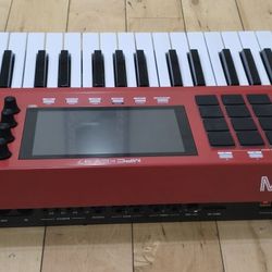 AKAI PROFESSIONAL MPC KEY 37