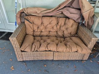 Outdoor Wicker Loveseat with Cushions