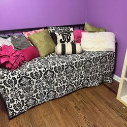 Metal Trundle Daybed - Twin x2