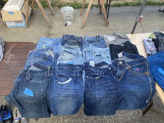 Men’s Jeans 12 Pair. Joes, True Religion , Levi’s, Perry, United Denim, Old Navy, Express