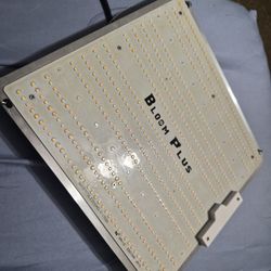 Bloom Plus 1500 LED Grow Light 