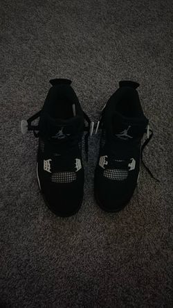 Jordan 4s, 8.5M