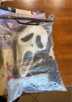 Halloween costume scream