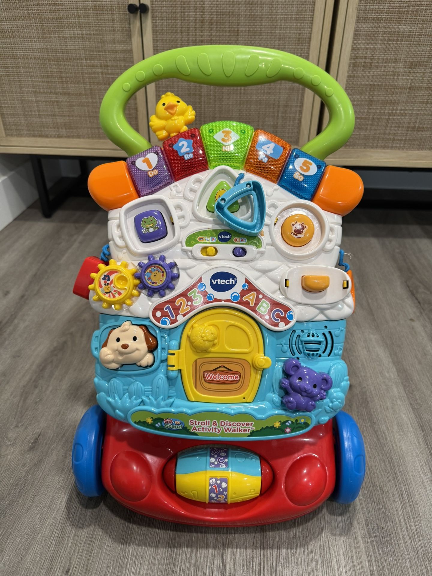 VTech Stroll & Discover Activity Walker with Accessories, Baby and Toddler Toys
