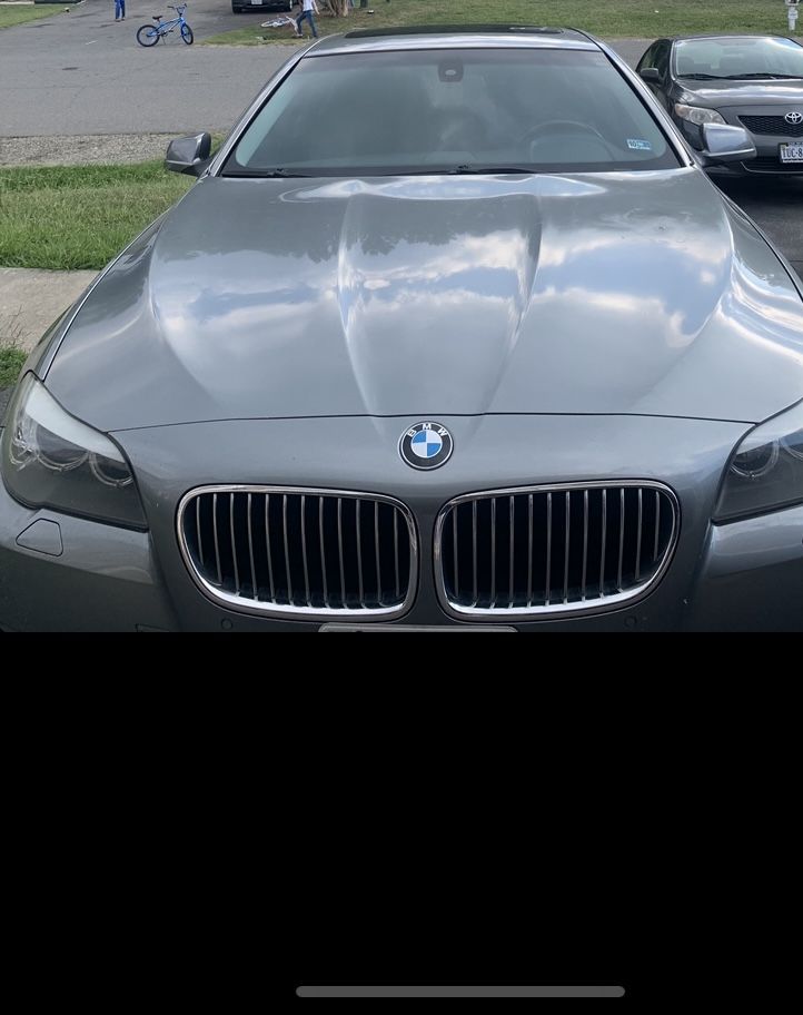 2011 BMW 528i