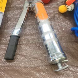 Rough Nevk Pistol Level Grease Gun