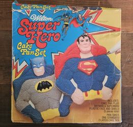Vintage Super Hero Cake Pan Set