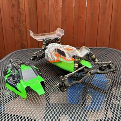 Losi TLR 22 5.0 DC ARTR Buggy + Extras
