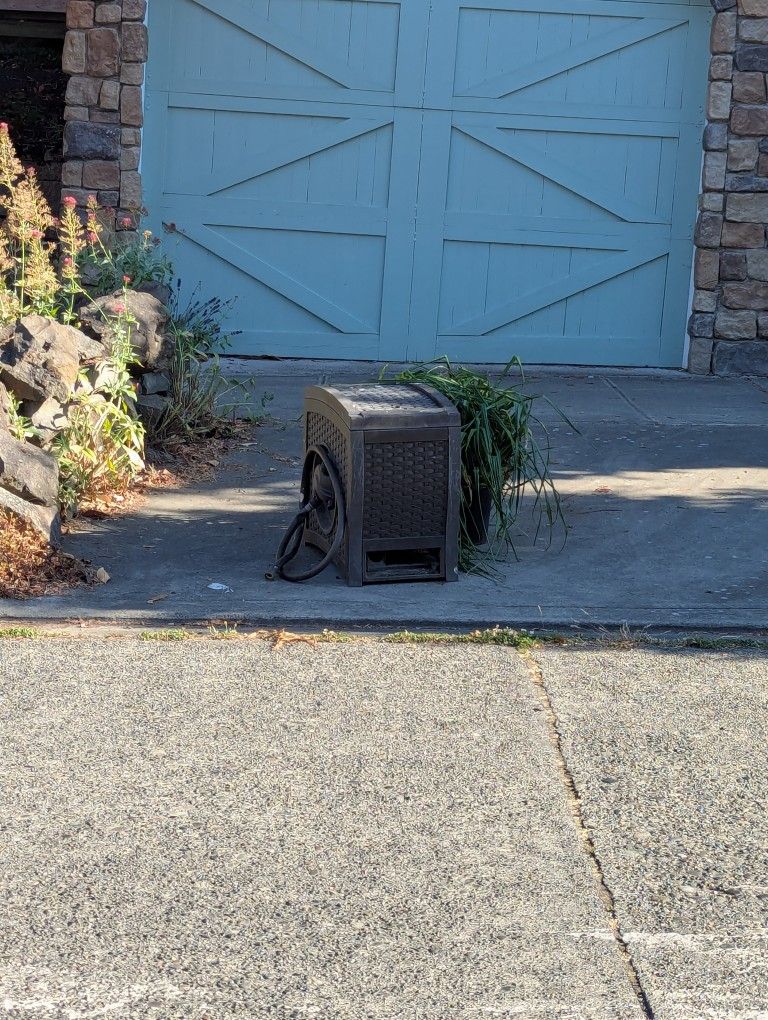 FREE Automatic Hose Reel FREE