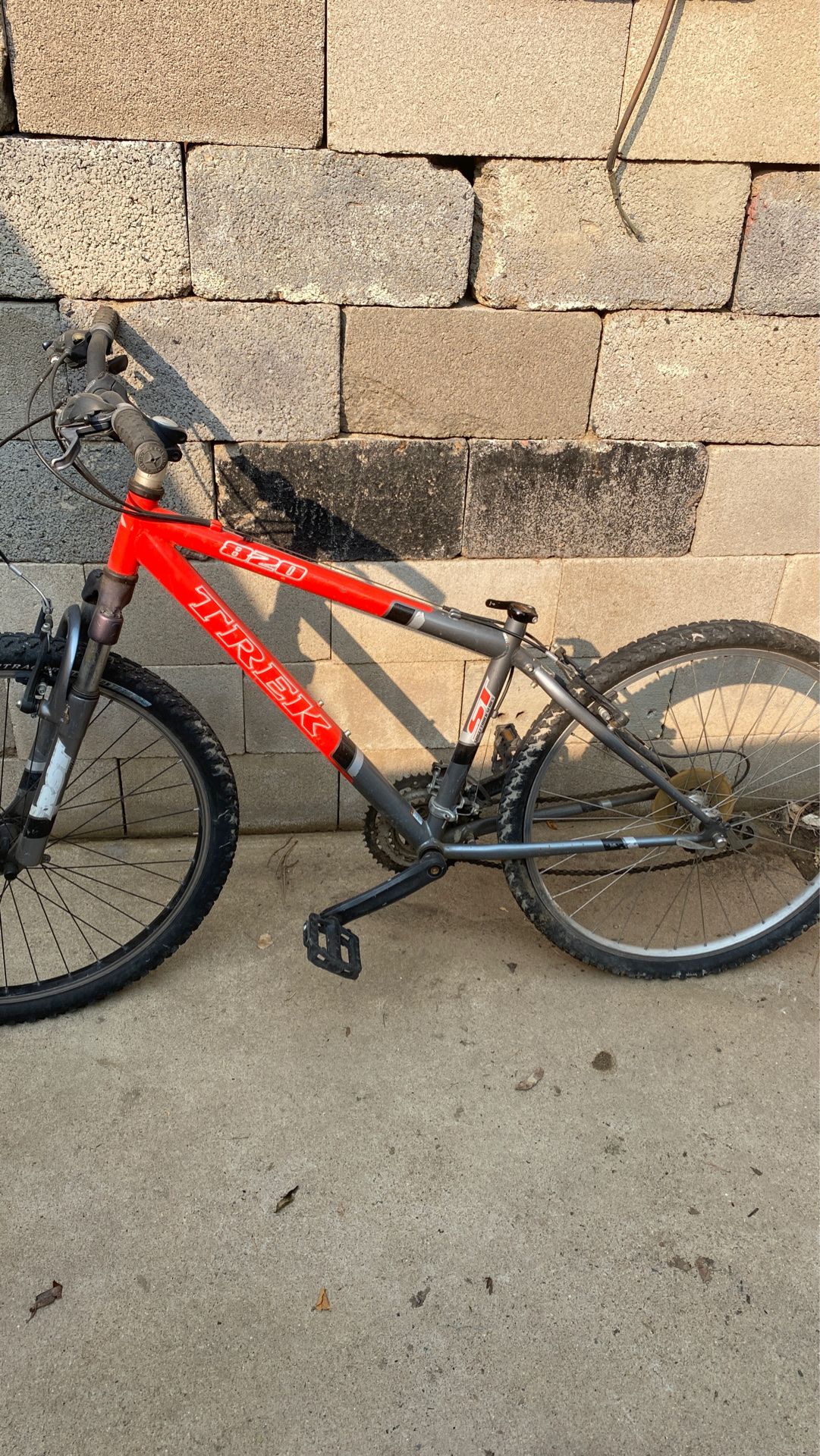 Trek 820 ST single track series bike 26 inches