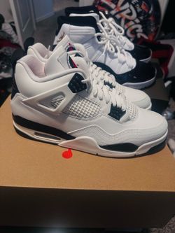 Jordan 4s