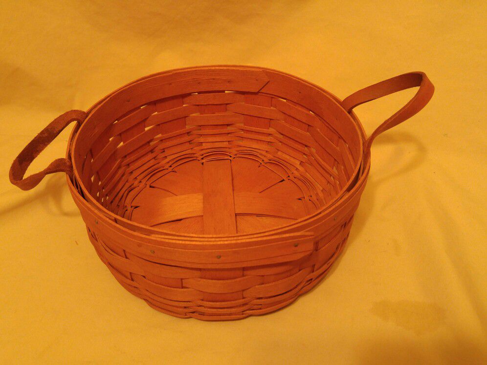Longaberger Basket with Leather Handles 1991 New