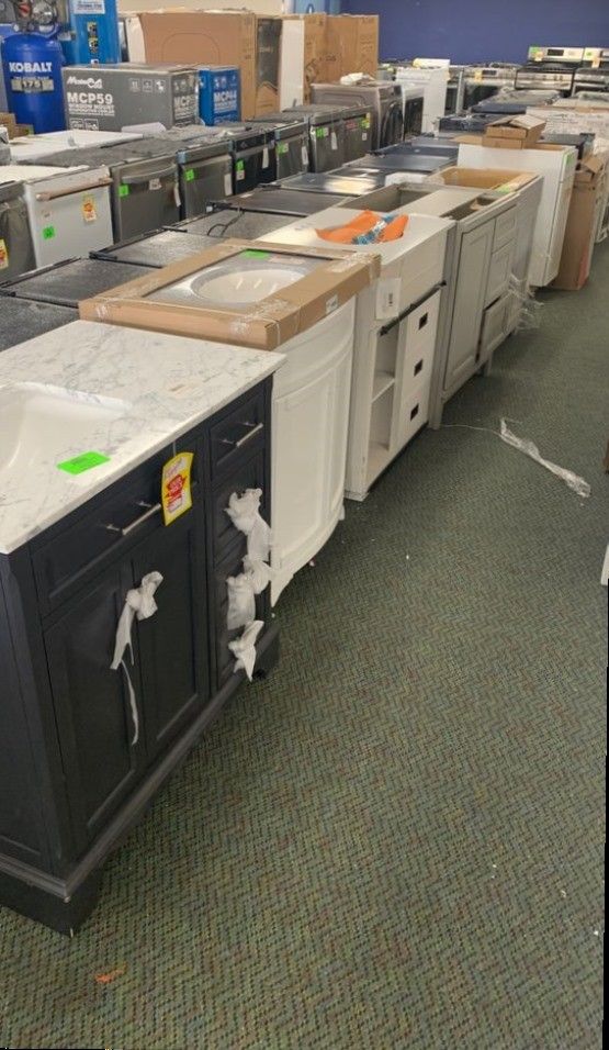 BATHROOM VANITIES LIQUIDATION SALE