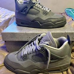 Grey Jordan 4s