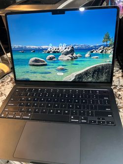 Apple MacBook 13 “ M3 for sale