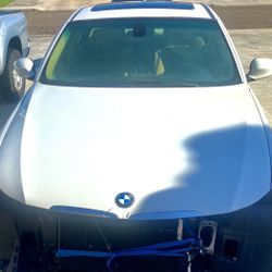 2008 BMW 328i Hood (white)