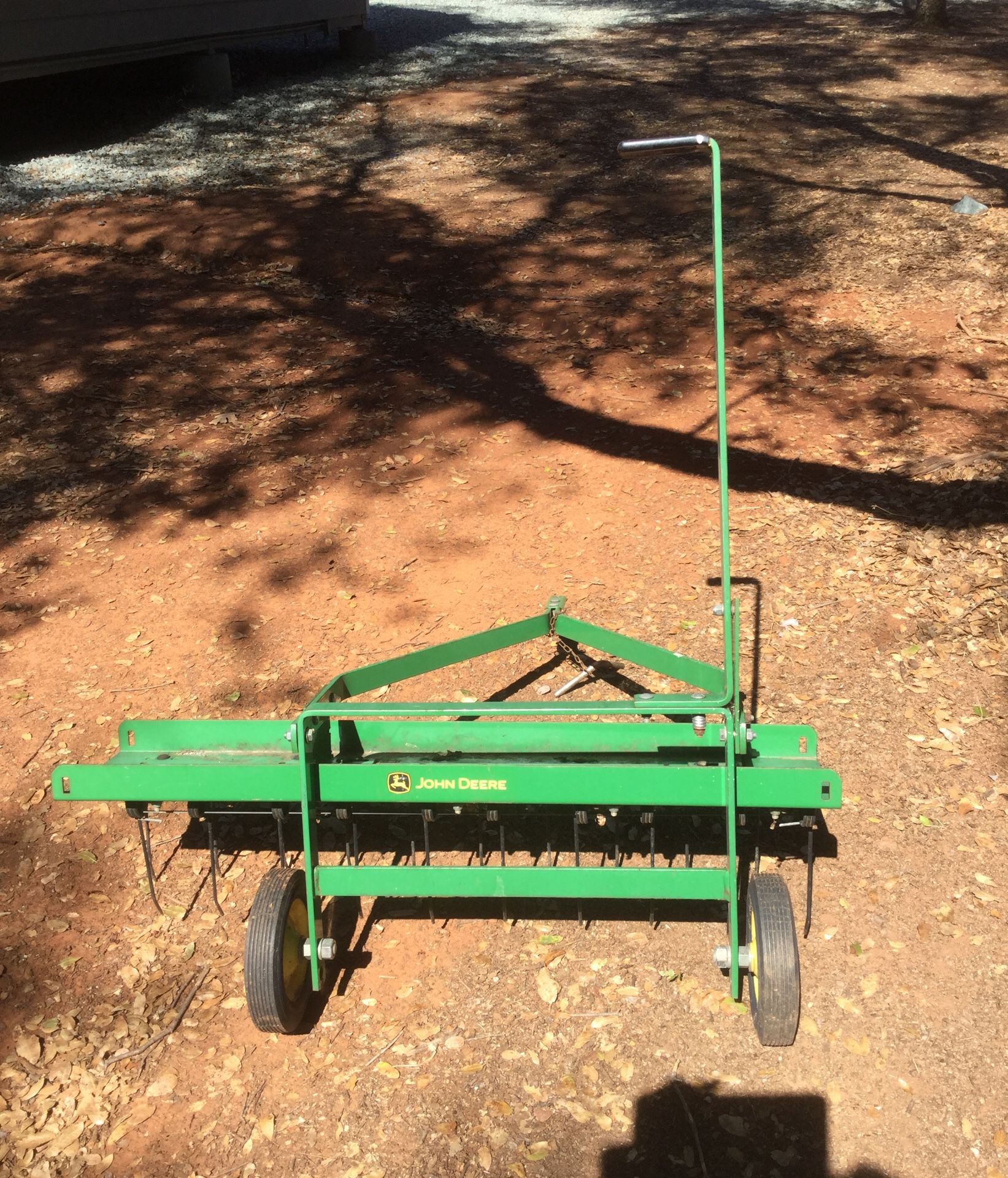 John Deere pull behind lawn tractor Thatcher 3’