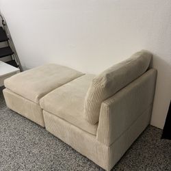 Couch end piece