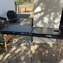 Massage Table 