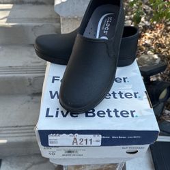 Klogs Shoes Tiburon Size 10 Wide