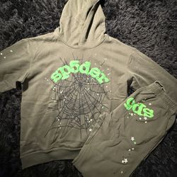 Sp5der Set Hoodie And Pants (M)