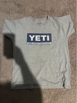 Yeti M shirt