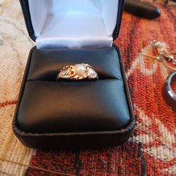 10k Black Hills Yellow Gold With Real Peral 