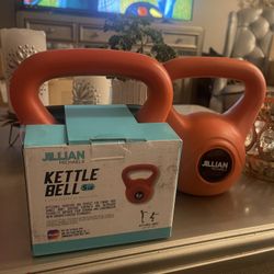 10lb Dumbbells By Halle Berry 