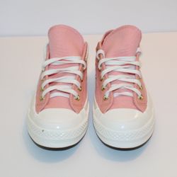 Converse Chuck 70 Low Top Women’s Shoes Size 7 NEW