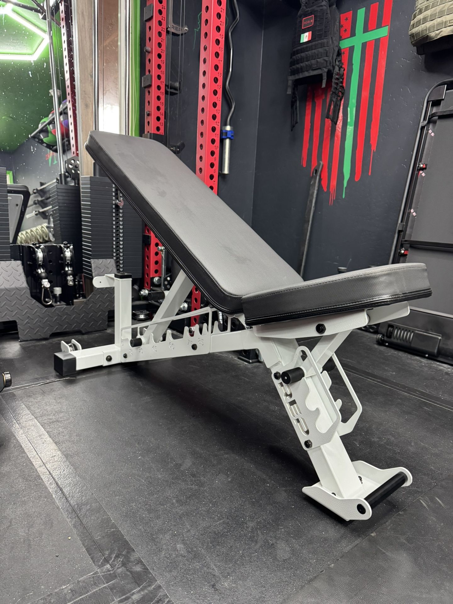 Weight Bench